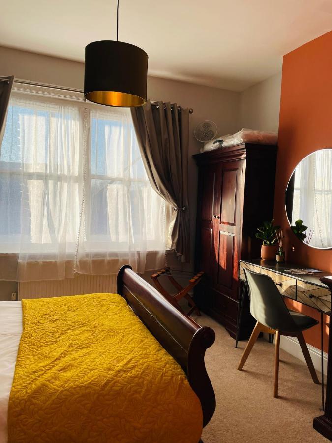 Rooms At The Rosebery NWI Kültér fotó